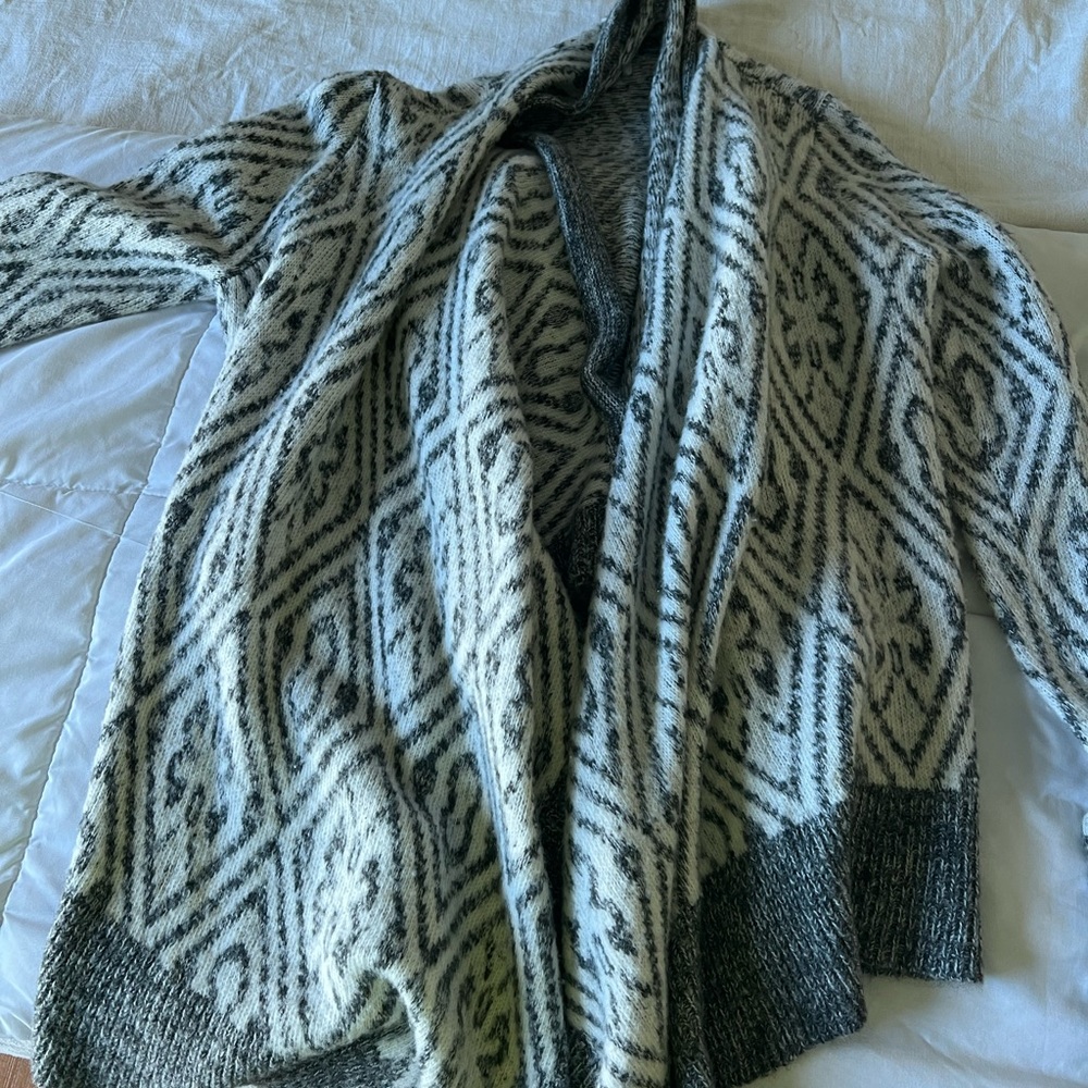 Abercrombie sweater